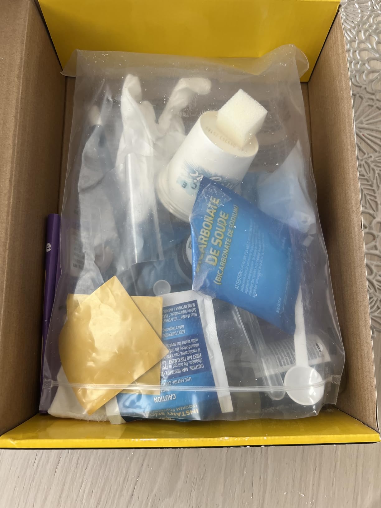 NATIONAL GEOGRAPHIC Science Magic Kit - Science Kit for Kids with 100+ Unique Experiments and Magic Tricks, Chemistry Set and STEM Project customer photo 2