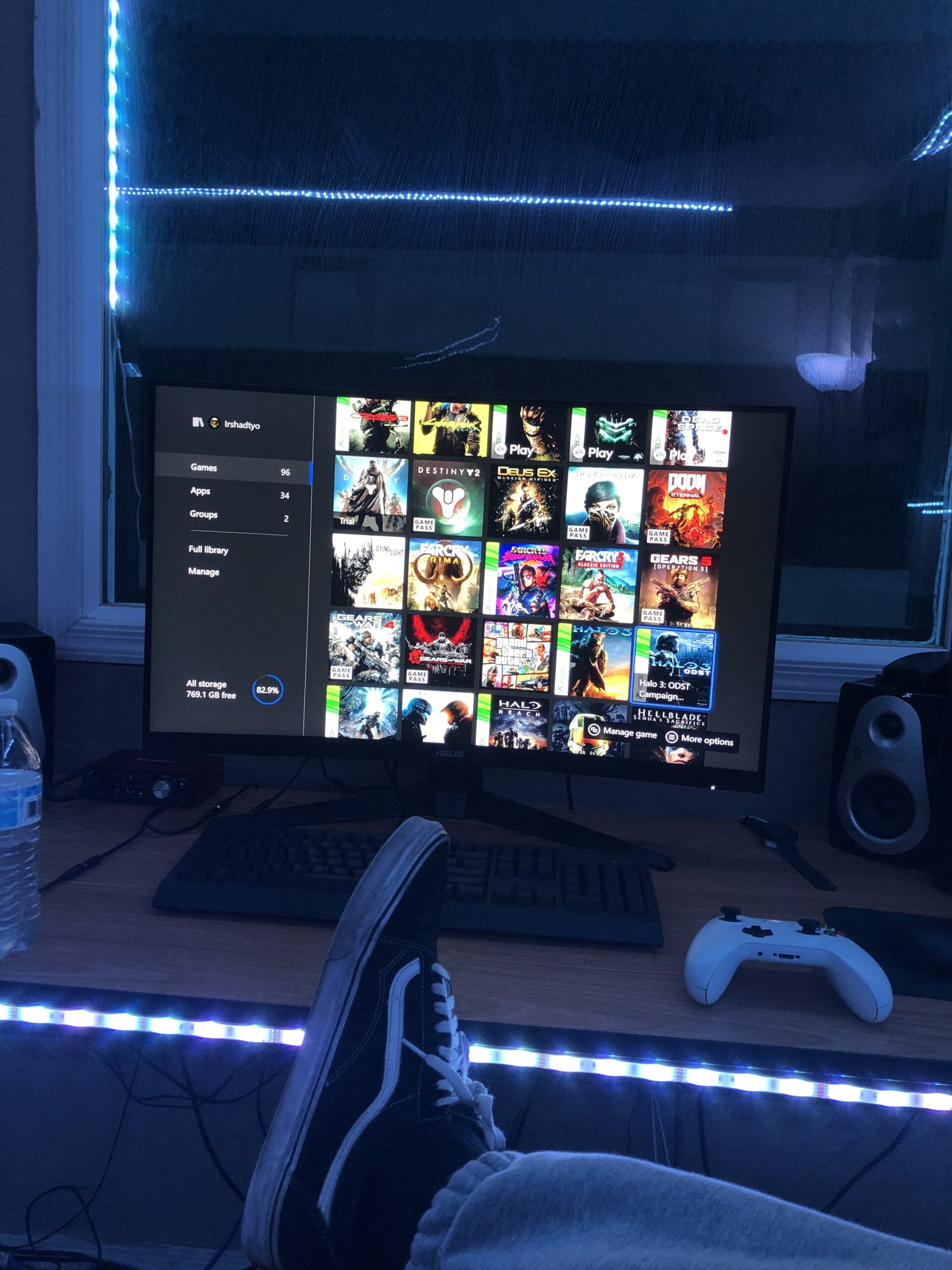 ASUS TUF 32 Inch Curved Gaming Monitor - QHD (2560 x 1440), 165Hz (Supports 144Hz), 1ms, Extreme Low Motion Blur, Speaker, FreeSync Premium, VESA Mountable, DisplayPort, HDMI - VG32VQ1B customer photo 2