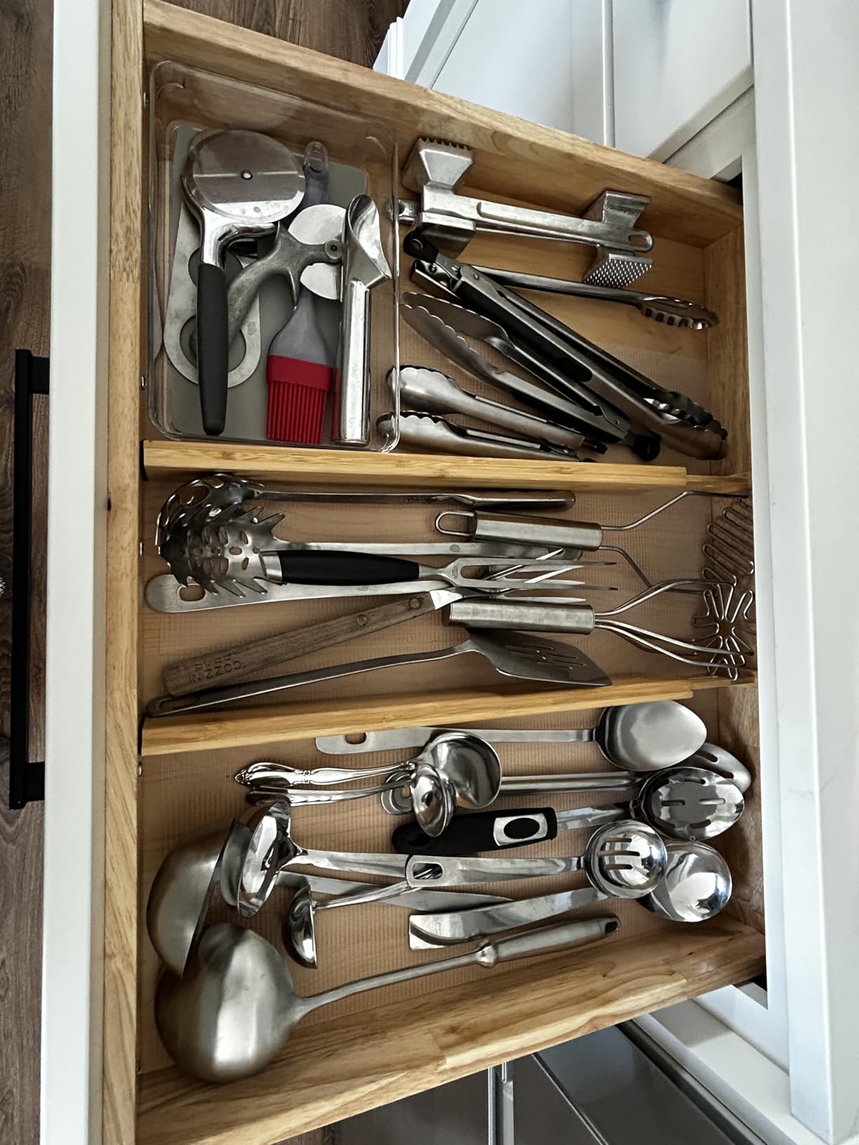 VaeFae Adjustable Bamboo Drawer Dividers, Expandable Drawer Organizer for Kitchen, Bedroom, Bathroom, Dresser and Office, 6-Pack - Customer Photo 1