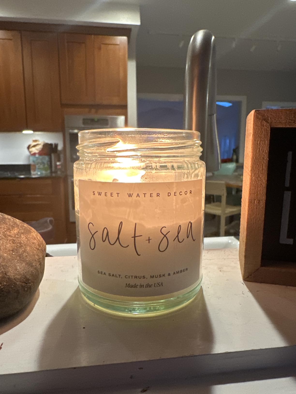 Sweet Water Decor Salt and Sea Candle - Sea Salt, Citrus, Amber, Musk, Beach Scented Soy Candles for Home - Coastal Decor for Beach Lovers - 9oz Clear Jar, 40 Hour Burn Time, Made in The USA - Customer Photo 1