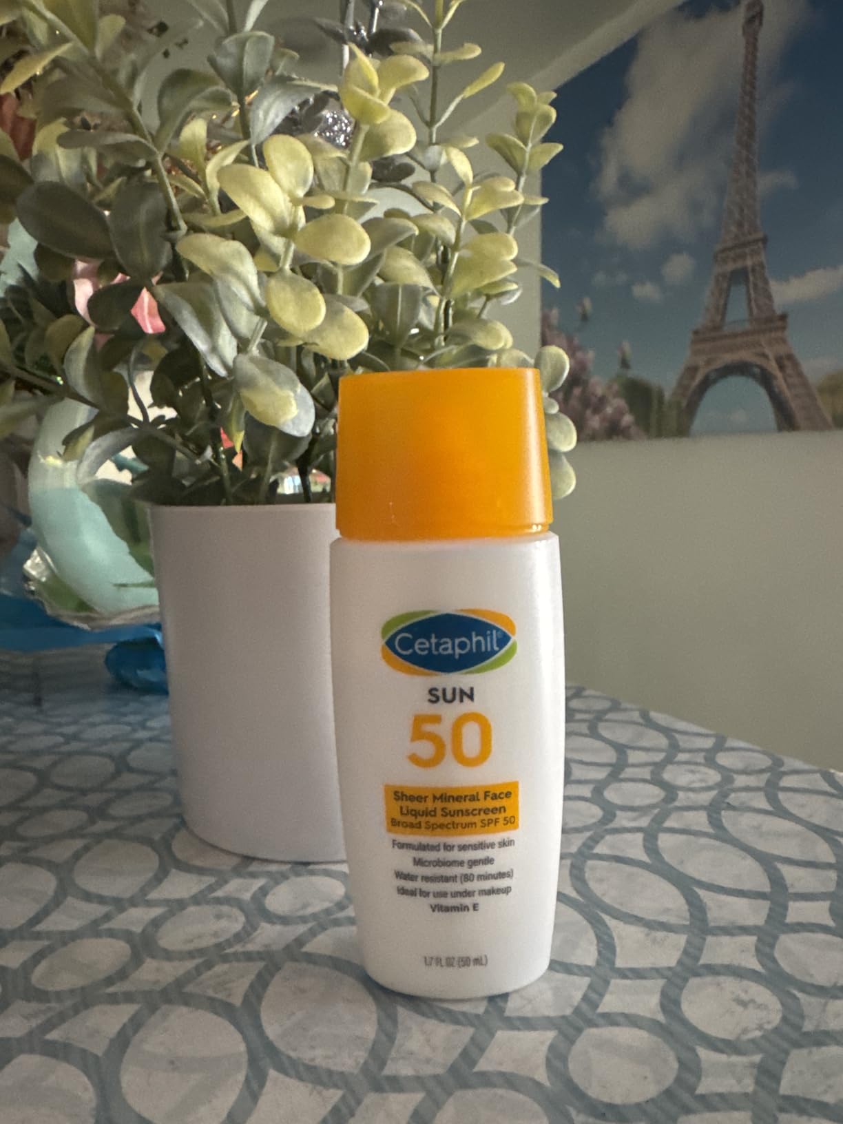 Cetaphil Sheer Mineral Liquid Sunscreen for Face, 100% Mineral UVA/UVB Filters, Zinc Oxide Broad Spectrum SPF 50 Formulated for Sensitive Skin, Unscented, 1.7 Fl Oz customer photo 1