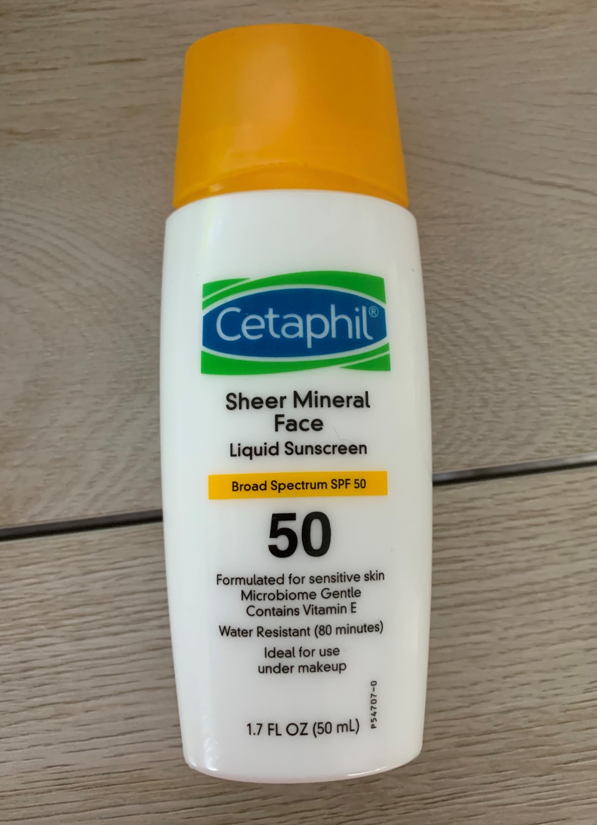 Cetaphil Sheer Mineral Liquid Sunscreen for Face, 100% Mineral UVA/UVB Filters, Zinc Oxide Broad Spectrum SPF 50 Formulated for Sensitive Skin, Unscented, 1.7 Fl Oz customer photo 2