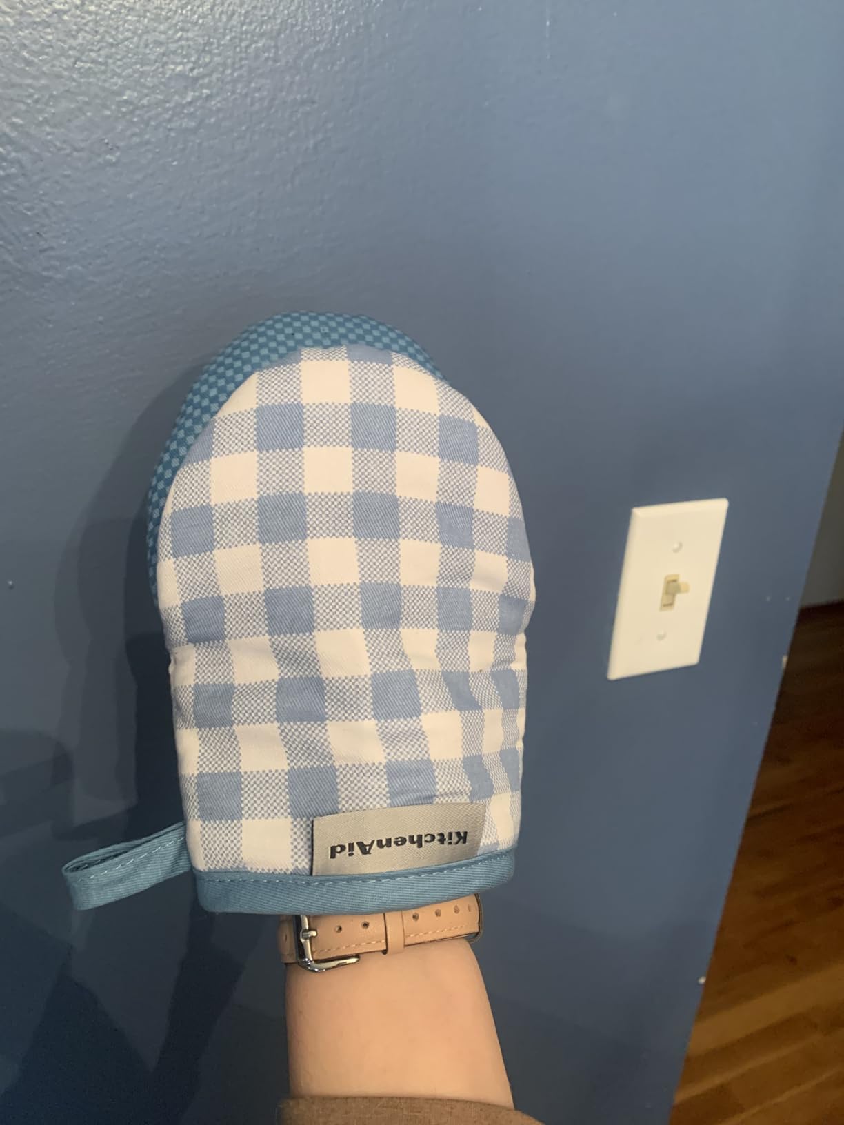 KitchenAid Gingham Mini Oven Mitt 2-Pack Set, Milkshake Tan, 5.5