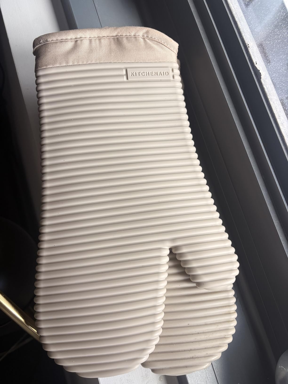 KITCHENAID Ribbed Soft Silicone Oven Mitt 2-Pack Set, 7.5