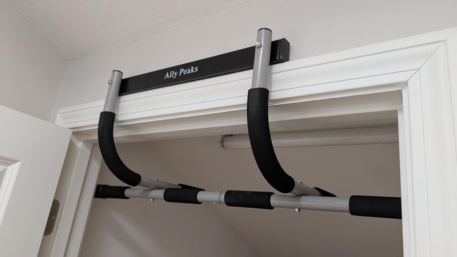 Ally Peaks Pull Up Bar for Doorway | Thickened Steel Max Limit 440 lbs Upper Body Fitness Workout Bar customer photo 1