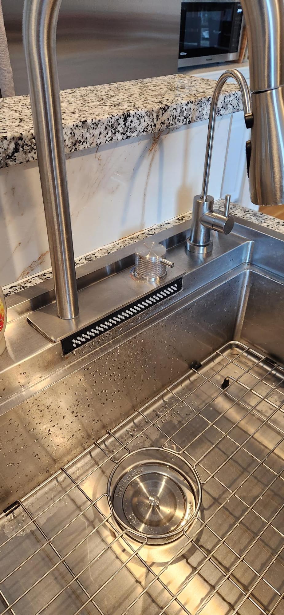 33 Inch Black Drop In Kitchen Sink Workstation - VOKIM 33x22-Inch Drop In Sink Stainless Steel Top Mount 16 Gauge Single Bowl 10'' Deep Handmade Kitchen sink with Cutting Board& Strainer Customer Review 33 Inch Black Drop In Kitchen Sink Workstation - VOKIM 33x22-Inch Drop In Sink Stainless Steel Top Mount 16 Gauge Single Bowl 10'' Deep Handmade Kitchen sink with Cutting Board& Strainer - Customer Photo 2