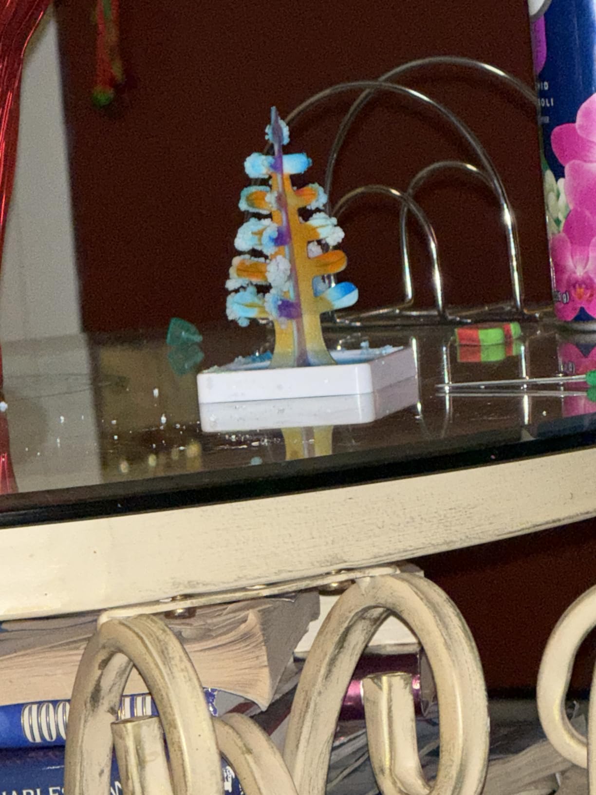 National Geographic Amazing Chemistry Set - Chemistry Kit with 100+ Science Experiments Including Crystal Growing and Reactions customer photo 1