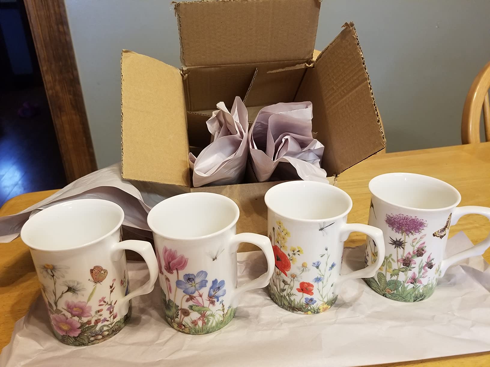 Bone China Coffee Tea Mugs 9-Ounce, Assorted Set of 4 (Meadow) Customer Review Bone China Coffee Tea Mugs 9-Ounce, Assorted Set of 4 (Meadow) - Customer Photo 1