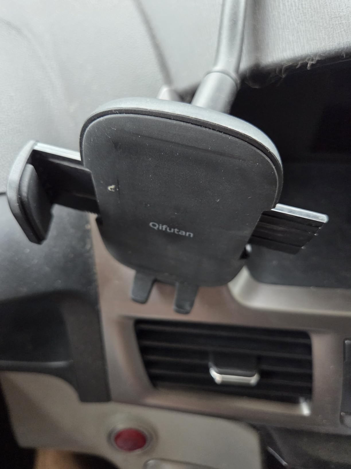 Qifutan Cell Phone Holder for Car Phone Mount Long Arm Dashboard Windshield Car Phone Holder Anti-Shake Stabilizer Phone Car Holder Compatible with All Phone Android Smartphone, Black customer photo 2