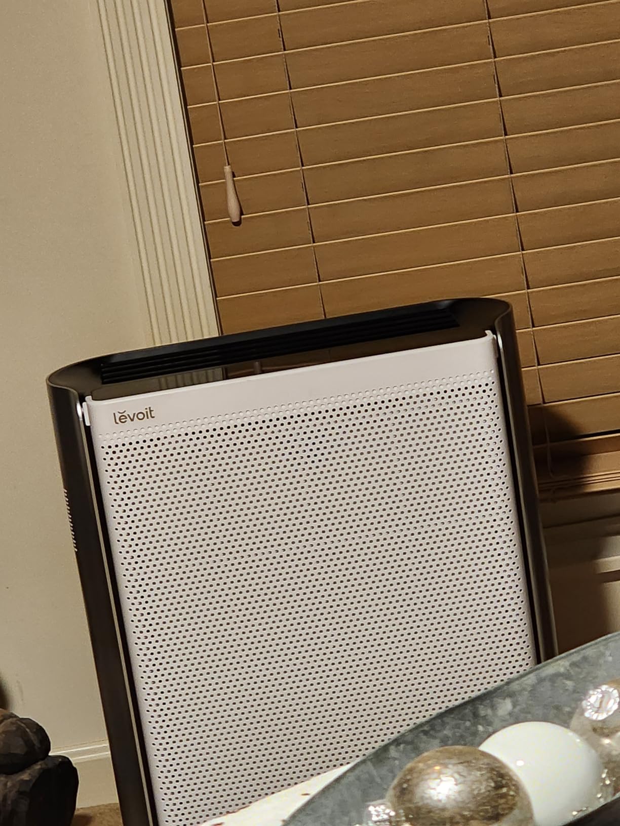 LEVOIT Air Purifiers for Home Large Room Up to 2933 Ft² With HEPA Sleep Mode, AHAM VERIFIDE, Smart WIFI, PM2.5 Monitor, 3-in-1 Filter For Smoke, Pet Allergies, Dust, Alexa Control, Core 600S-P, White customer photo 1