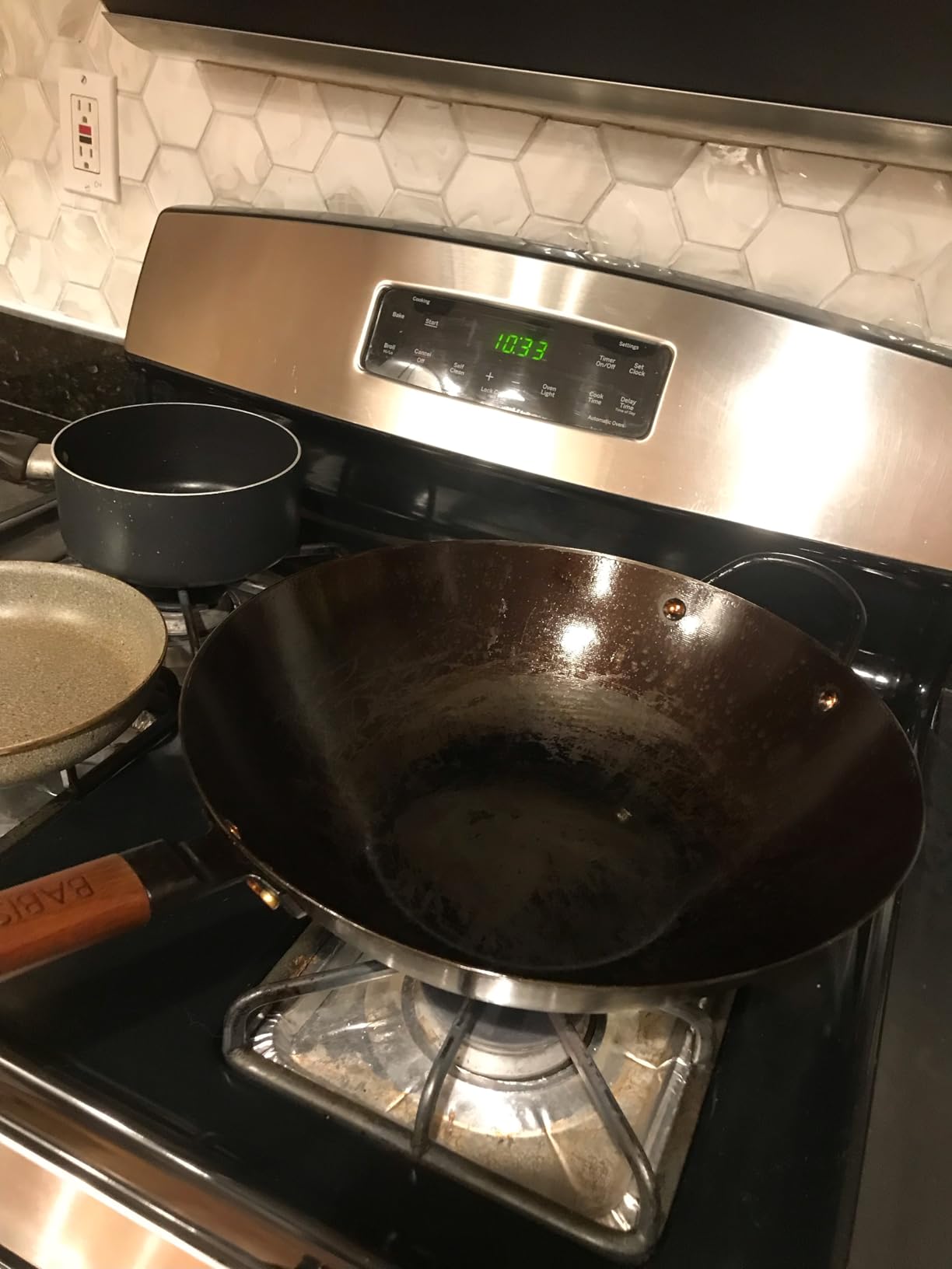 Babish Carbon Steel Flat Bottom Wok and Stir Fry Pan, 14-Inch - Customer Photo 1