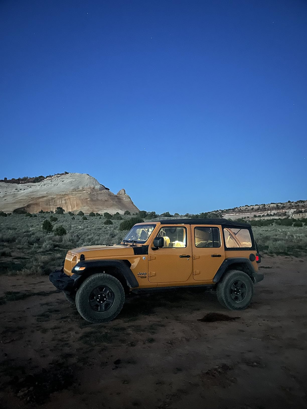 12V Coffee Maker for Car, Portable Coffee Maker with 24V for Truck, Stainless Steel Self-Heating 150ml Car Espresso Machine for Camping, RV, Travel Customer Review 12V Coffee Maker for Car, Portable Coffee Maker with 24V for Truck, Stainless Steel Self-Heating 150ml Car Espresso Machine for Camping, RV, Travel - Customer Photo 3