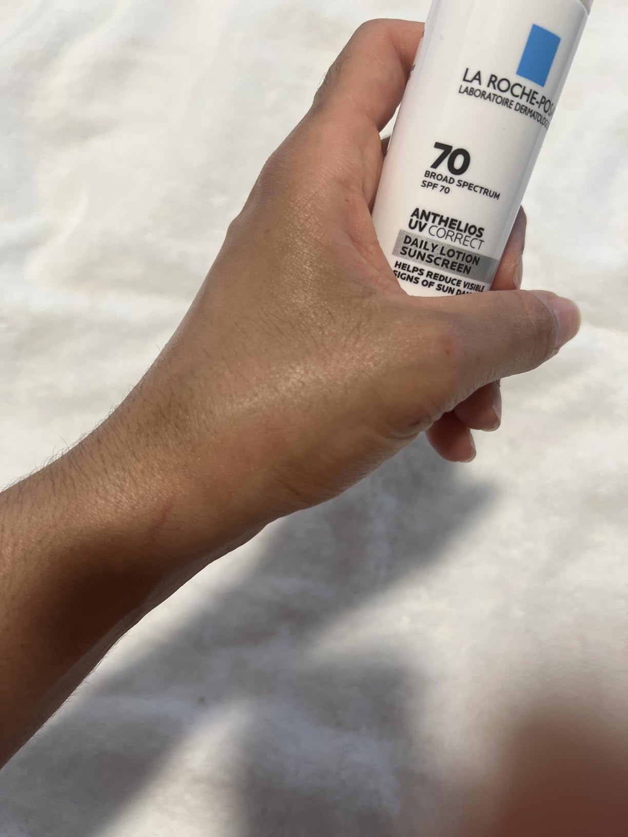 La Roche-Posay Anthelios UV Correct Sunscreen Moisturizer SPF 70, Daily Anti-Aging Face Moisturizer with Niacinamide to Even Skin Tone & Fine Lines, Sun Protection for Sensitive Skin customer photo 2