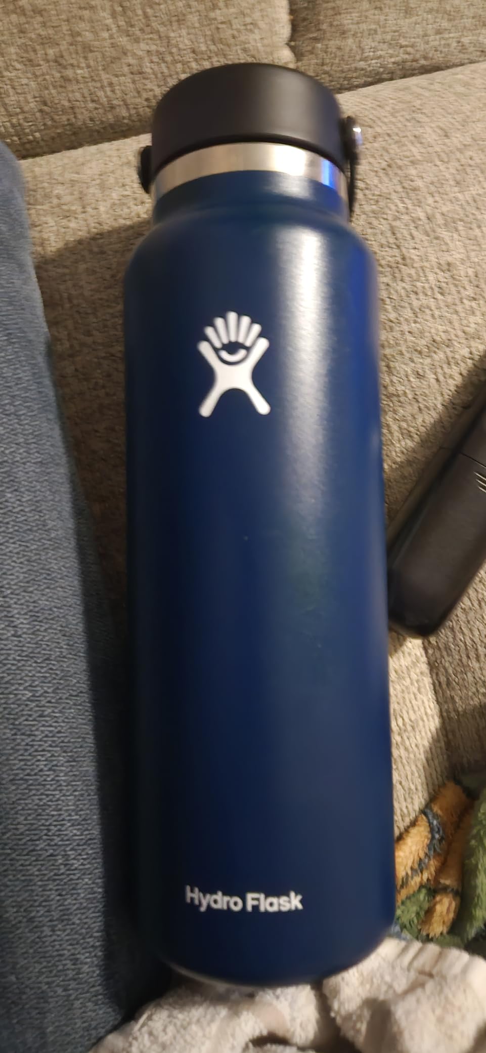 Hydro Flask Water Bottle - Insulated Stainless Steel - Wide Mouth Flex Lid, Non Spill, Leakproof and Refillable in 32 Oz Indigo Blue customer photo 1