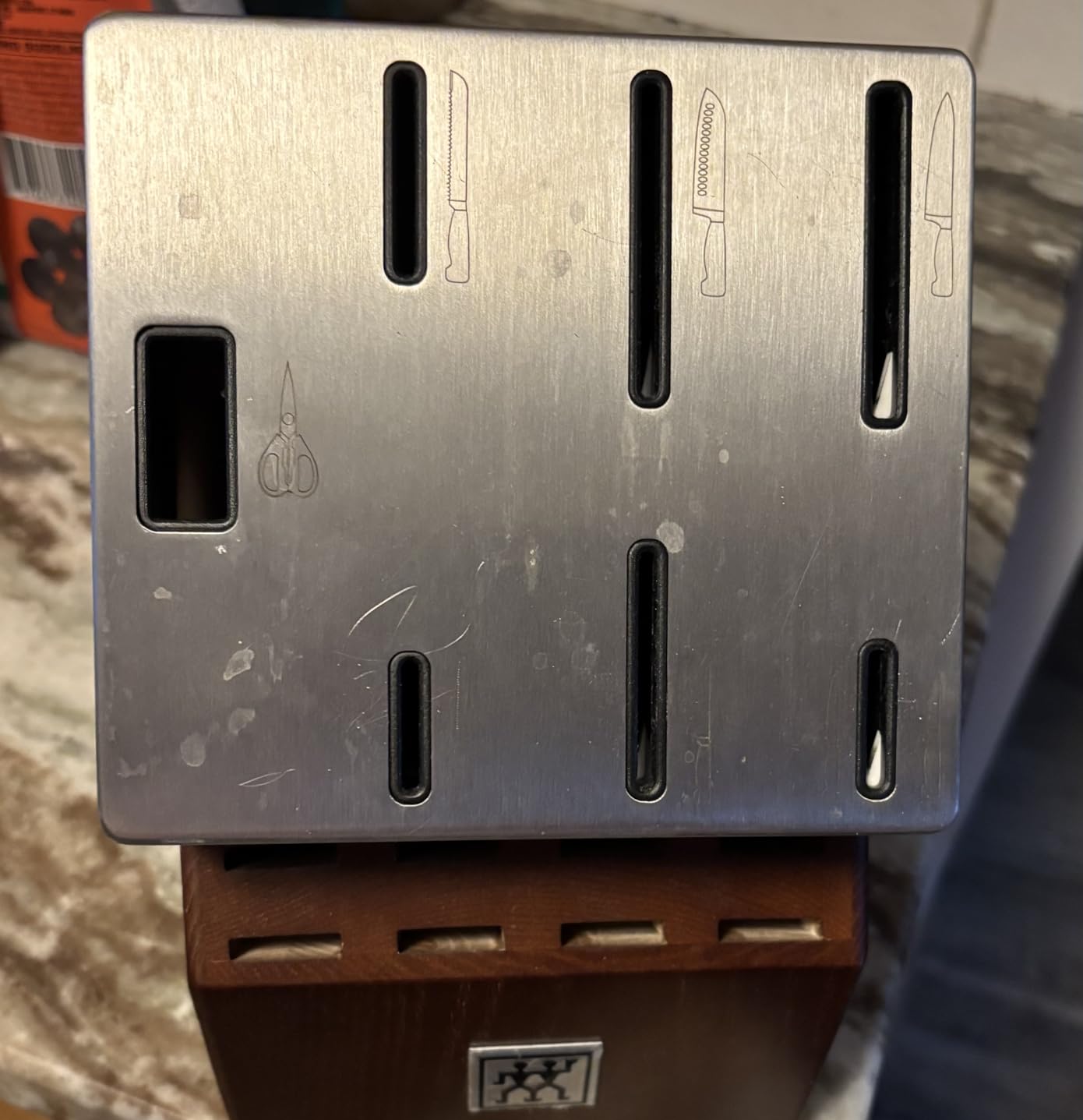 ZWILLING TWIN Signature 15-pc Self-Sharpening Knife Block Set - Brown - Customer Photo 4