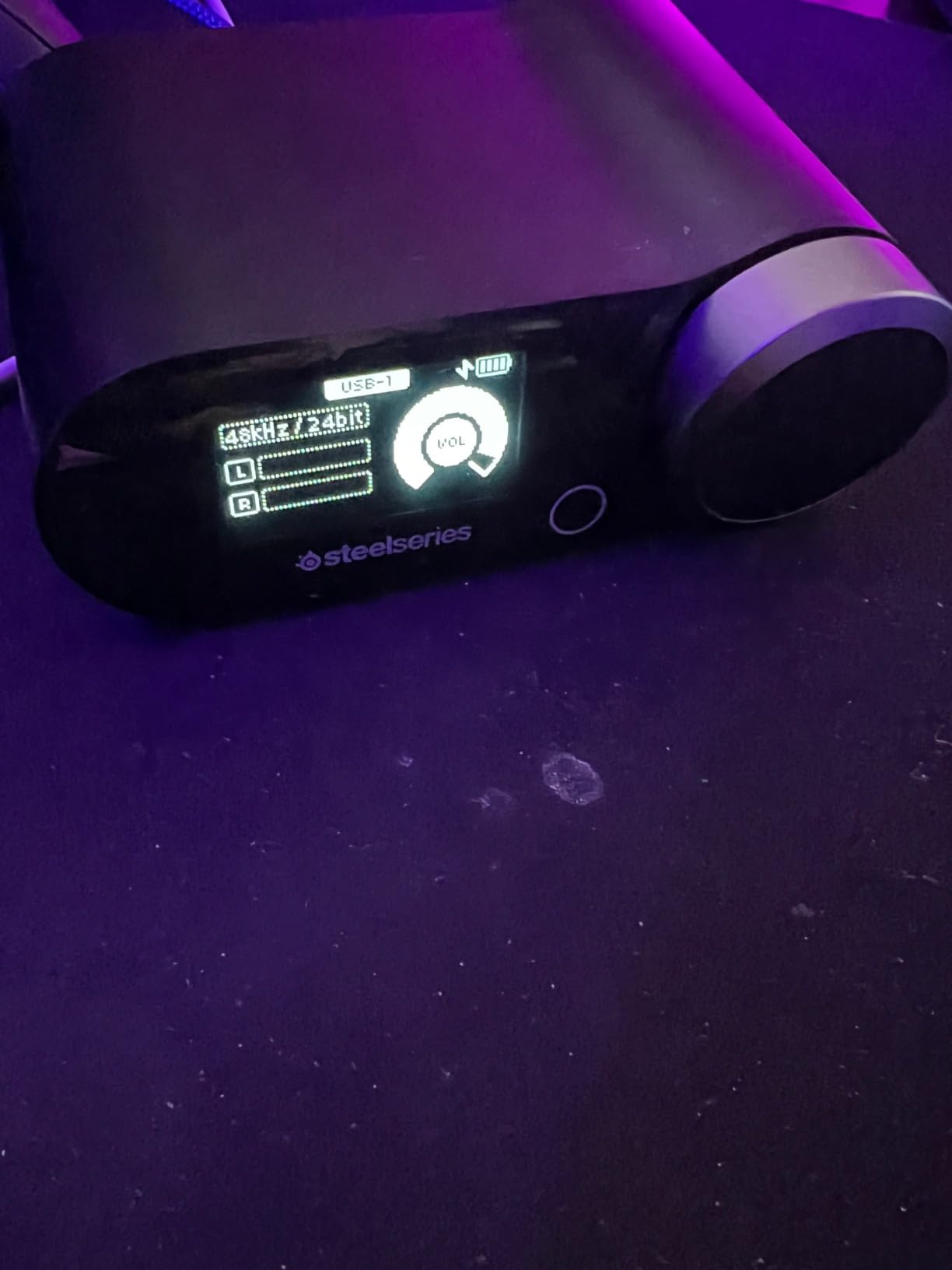 SteelSeries Arctis Nova Pro Wireless Xbox Multi-System Gaming Headset - Premium Hi-Fi Drivers - Active Noise Cancellation Infinity Power System - Stealth Mic - Xbox, PC, PS5, PS4, Switch, Mobile customer photo 1