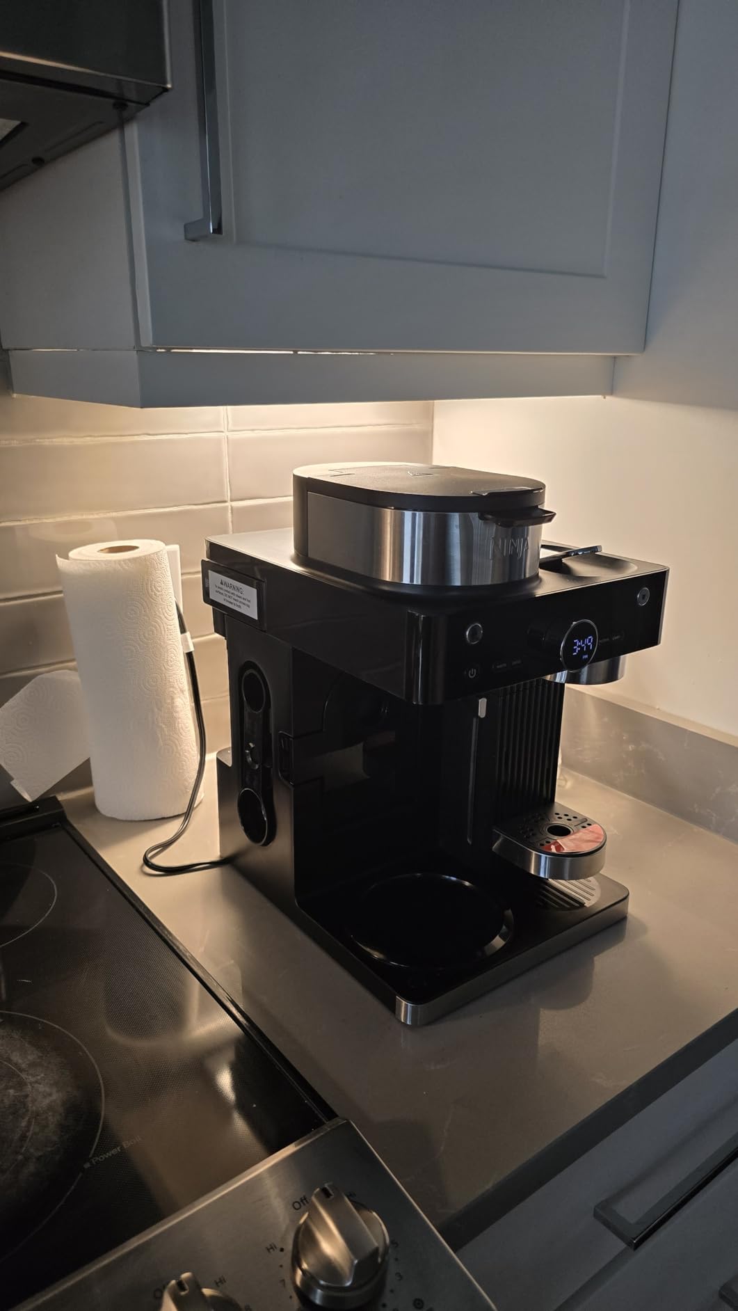 Ninja Espresso & Coffee Maker & Barista System, 3 Espresso Brew Styles, Single-Serve Coffee & Nespresso Capsule Compatible, Built-in Frother, Espresso, Cappuccino & Latte Maker, Black, CFN601 - Customer Photo 1