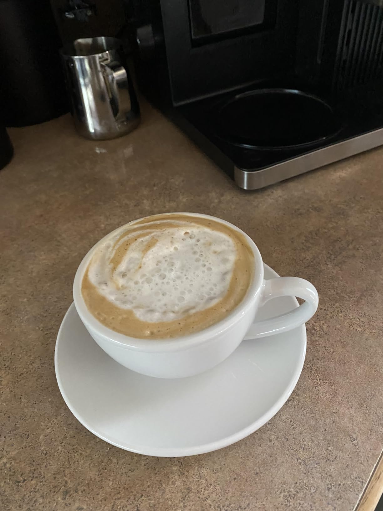 Ninja Espresso & Coffee Maker & Barista System, 3 Espresso Brew Styles, Single-Serve Coffee & Nespresso Capsule Compatible, Built-in Frother, Espresso, Cappuccino & Latte Maker, Black, CFN601 - Customer Photo 3