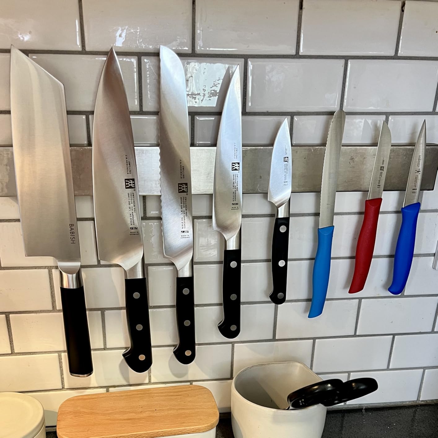 Babish 4-Piece Forged Kitchen Steak Knife Set – High-Carbon 1.4116 German Steel Cutlery – Sharp & Durable Steak Knives for Dining and Grilling - Customer Photo 2