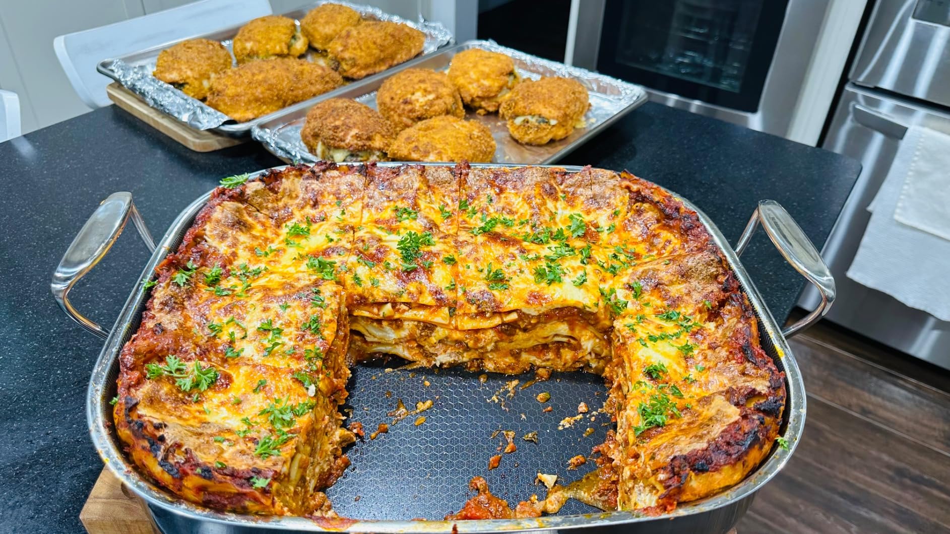 HexClad Hybrid Nonstick Roasting Pan with Rack, Dishwasher-Friendly, Oven-Safe Up to 900°F - Customer Photo 1