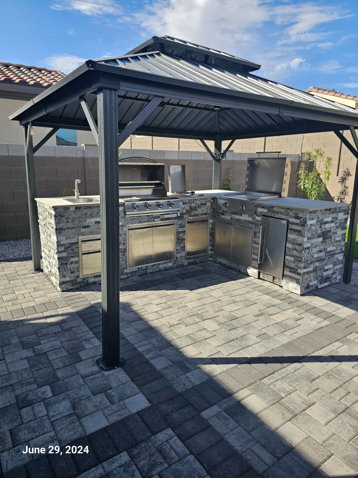 Stanbroil 28-Inch Premium Built-In Natural Gas Griddle for Outdoor Kitchen Grill, Durable Stainless Steel 2-Burner Flat Top Grill with Lid for BBQ Island, 34,000 BTUs - Customer Photo 1