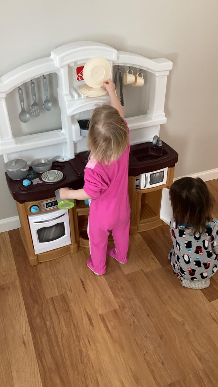 Step2 Fun with Friends Kids Kitchen Playset, Indoor/Outdoor Kitchenette with Lights & Sounds, Durable Plastic, 25-Piece Toy Accessories, Toddlers 2+ Years, Gray Customer Review Step2 Fun with Friends Kids Kitchen Playset, Indoor/Outdoor Kitchenette with Lights & Sounds, Durable Plastic, 25-Piece Toy Accessories, Toddlers 2+ Years, Gray - Customer Photo 1