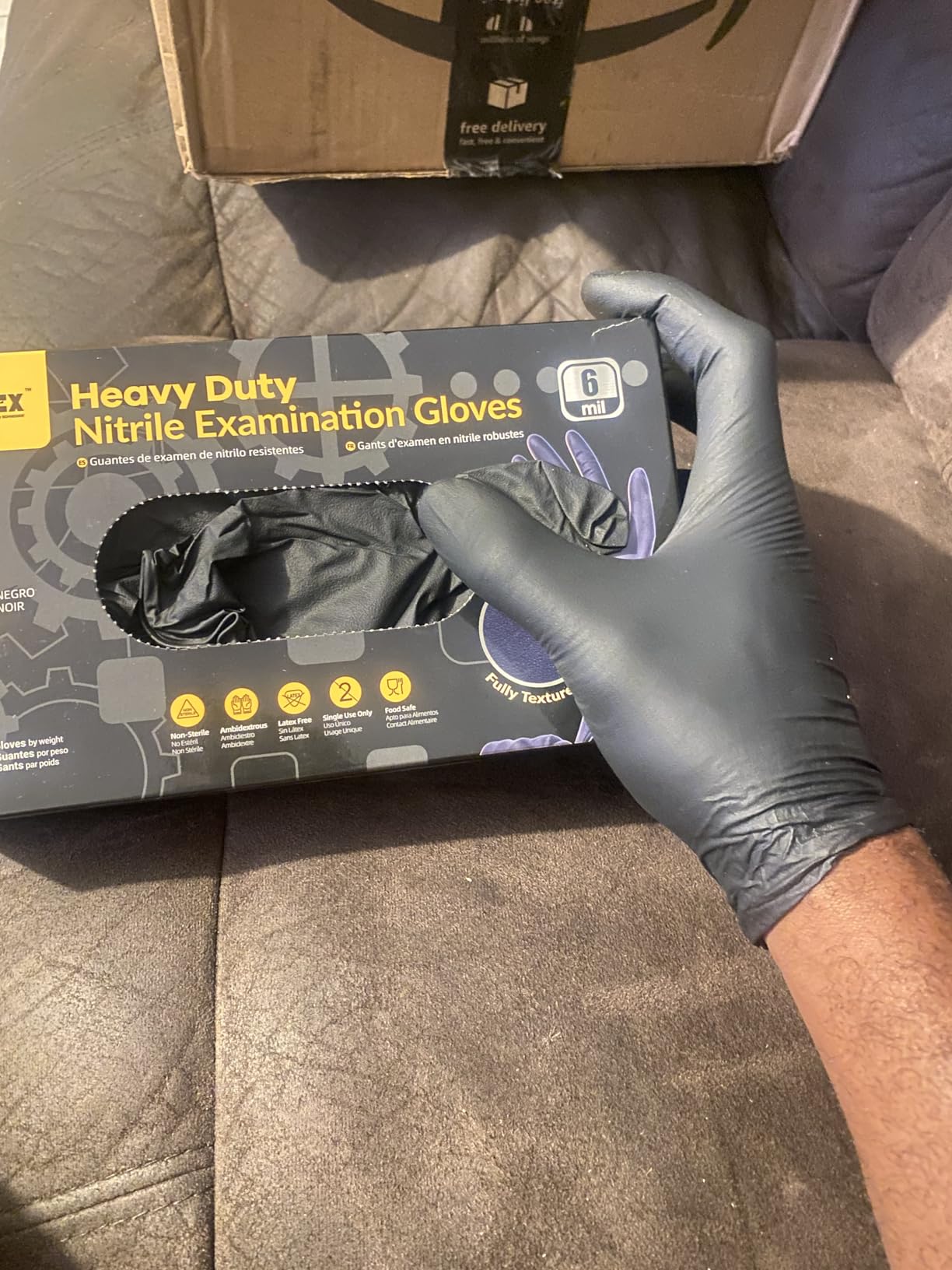 TitanFlex Disposable Nitrile Exam Gloves, 6-mil, Black, Heavy Duty, Latex Free, Food Safe for Cooking & Food Prep - Customer Photo 2