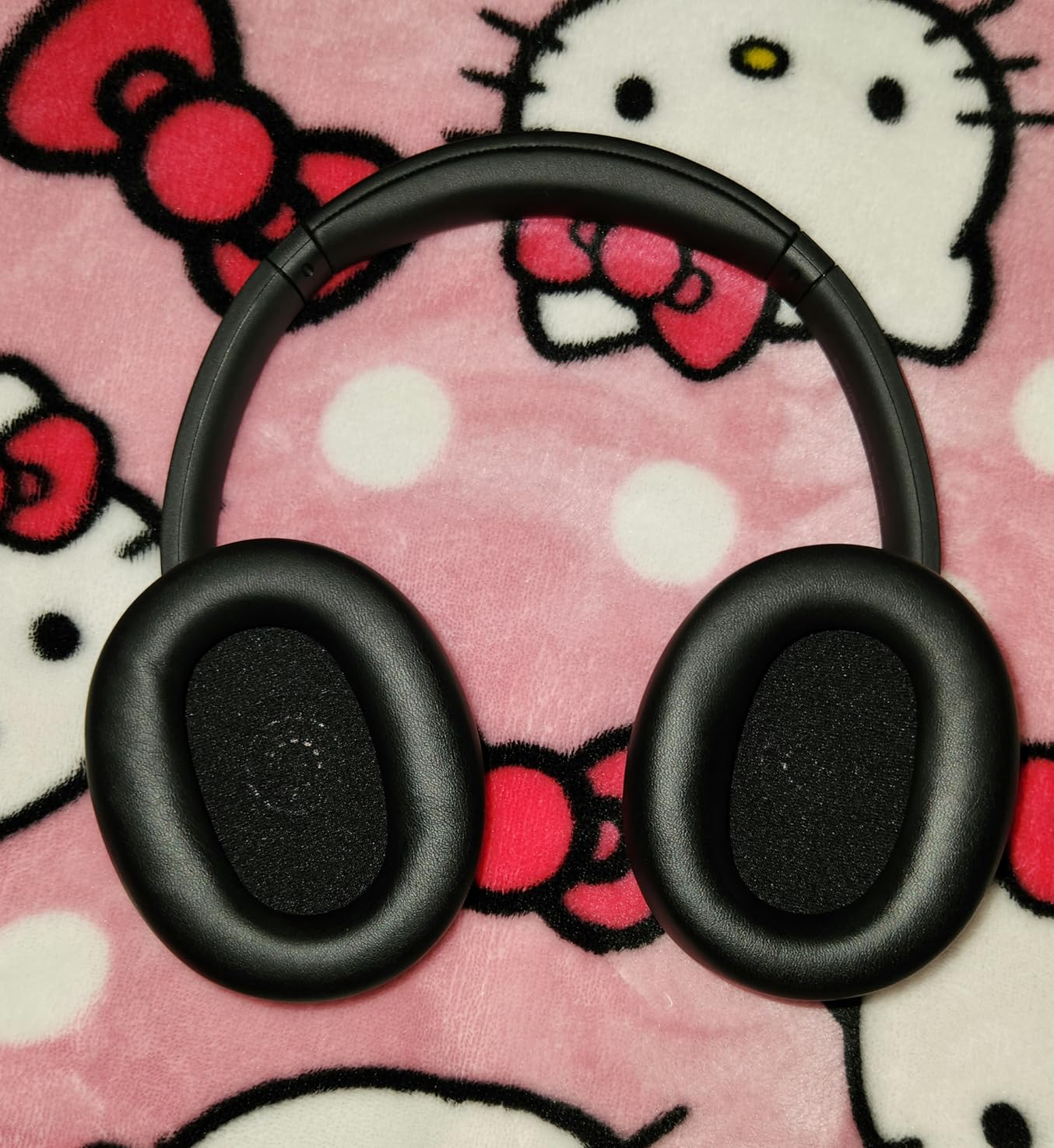 Sony WH-CH720N Noise Canceling Wireless Headphones Bluetooth Over The Ear Headset with Microphone and Alexa Built-in, Black customer photo 2