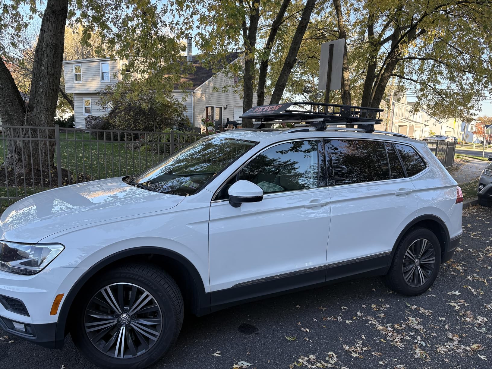 VEVOR Roof Rack Cargo Basket, 46