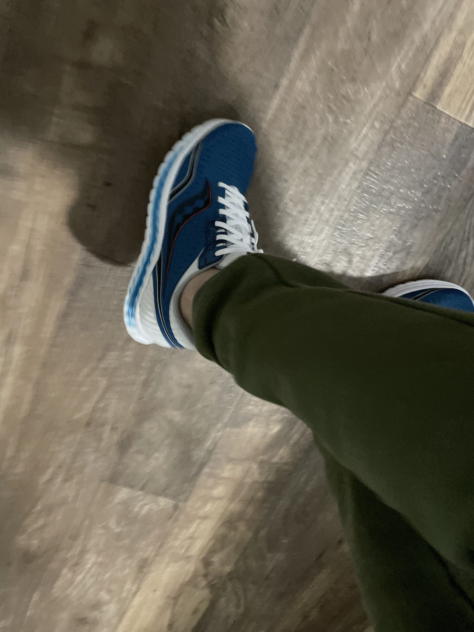 Men's Guide 17 Sneaker customer photo 1