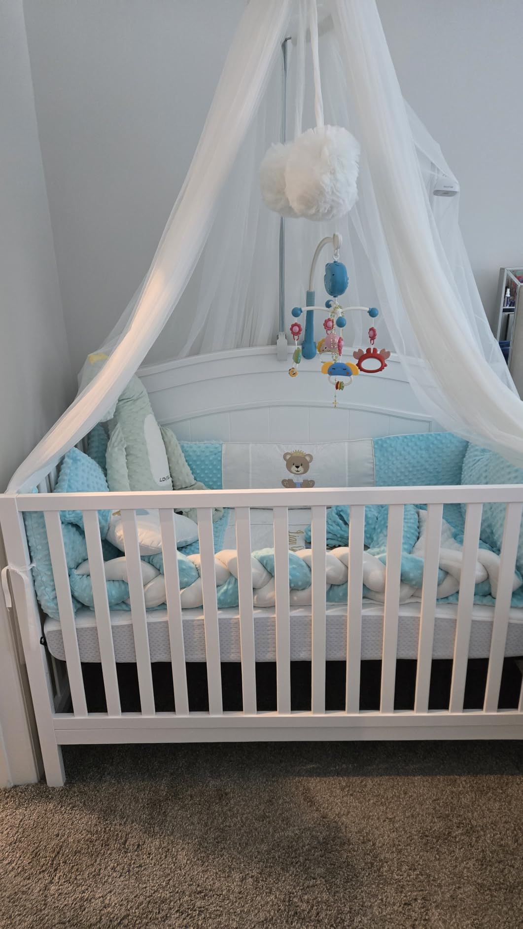 Oxford Baby Nolan 4-in-1 Convertible Crib, Dove Gray, GreenGuard Gold Certified customer photo 2