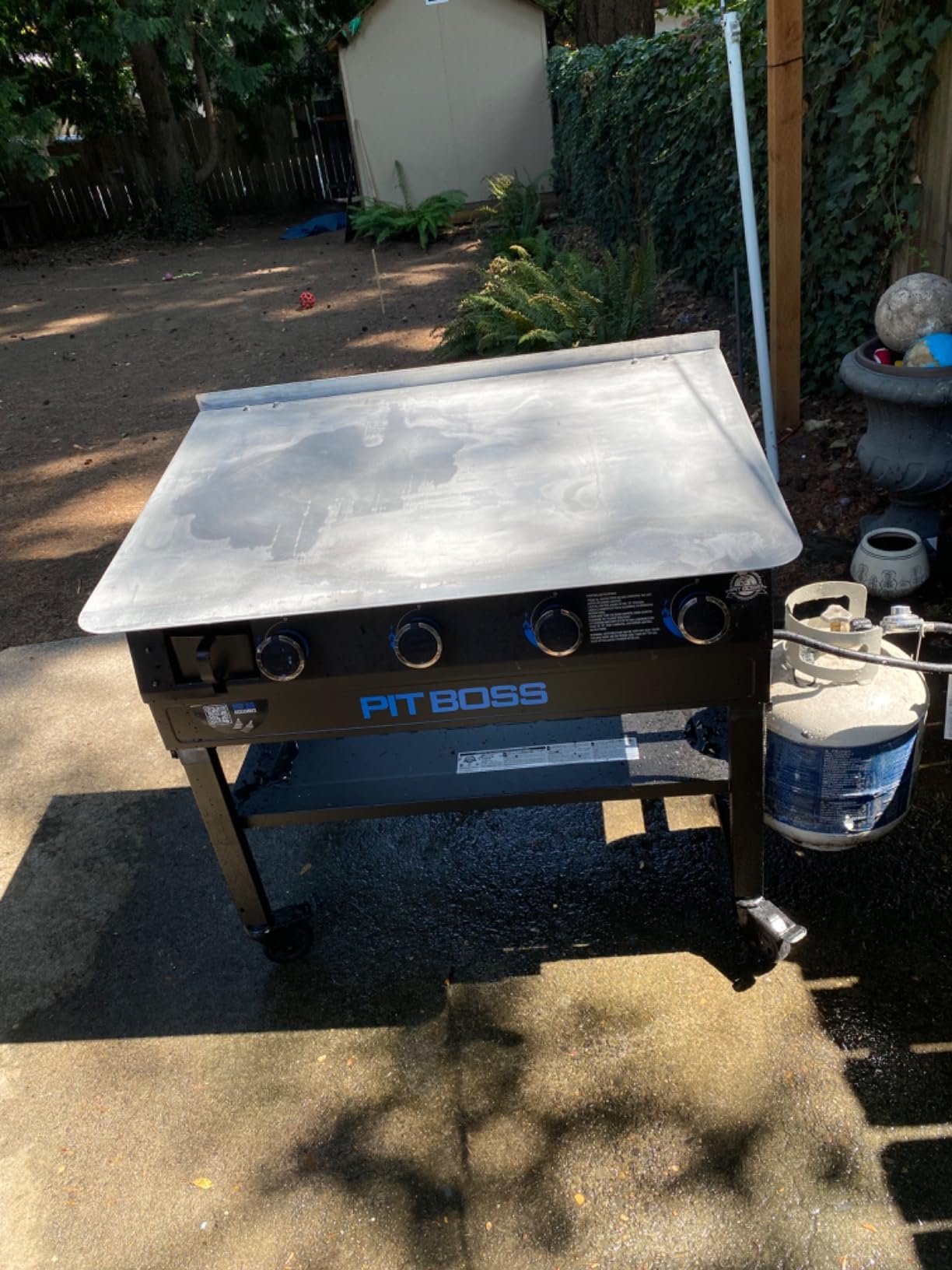 Pit Boss 10963 4-Burner Gas Griddle, Black - Customer Photo 2