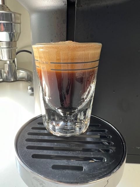 Vertuo Lattissima Coffee & Espresso Maker by De'Longhi, Matte White and Glossy - Customer Photo 1