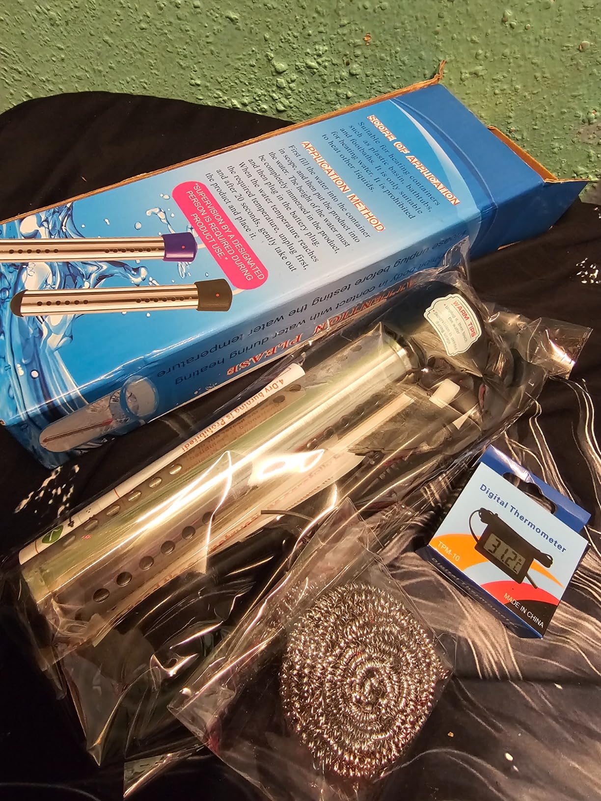 Immersion Water Heater Electric, 2000W Portable Hot Water Heater with 304 S S Guard & LCD Thermometer - Customer Photo 3