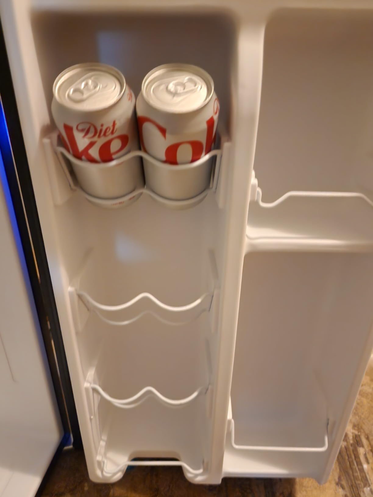 Igloo 3.2 Cu.Ft. Single Door Compact Refrigerator with Freezer - Slide Out Glass Shelf, Perfect for Homes, Offices, Dorms - Black Customer Review Igloo 3.2 Cu.Ft. Single Door Compact Refrigerator with Freezer - Slide Out Glass Shelf, Perfect for Homes, Offices, Dorms - Black - Customer Photo 4