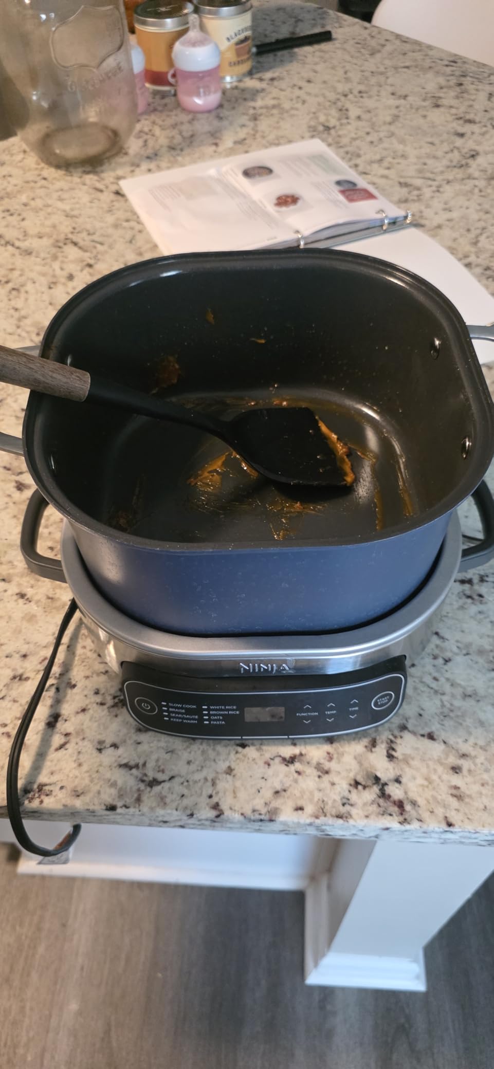 Ninja MC1101 Foodi Everyday Possible Cooker Pro, 8-in-1 Versatility, One-Pot Faster Cooking Replaces 10 Tools, Family-Sized Capacity with Adjustable Temp Control, 6.5 quarts, Midnight Blue - Customer Photo 5