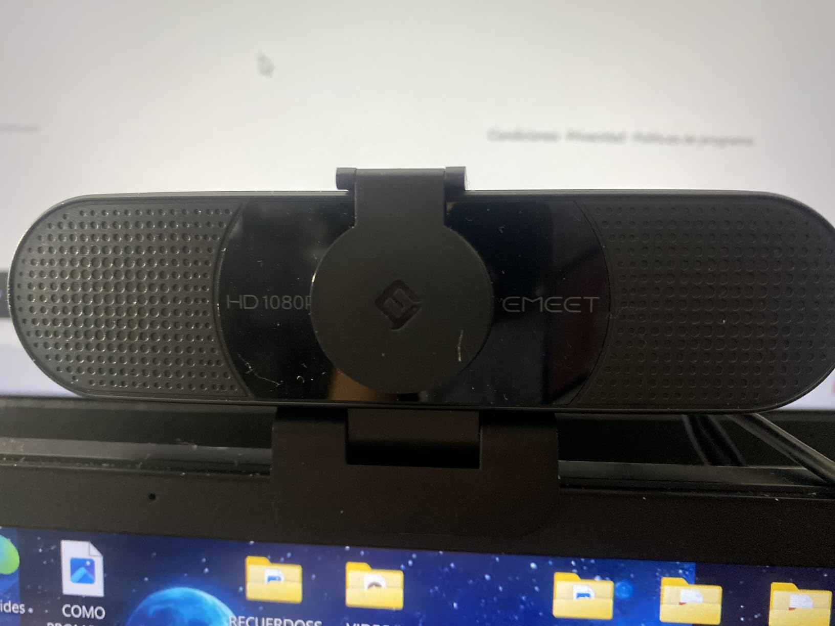 EMEET C960 4K Webcam for PC, 4K UHD CMOS Sensor, PDAF Auto Focus, Dual Omnidirectional Mics, Auto Light Correction, 73° FOV, Plug&Play Webcam w/Privacy Cover, Works w/Zoom/Teams/Skype/Google Meet customer photo 1