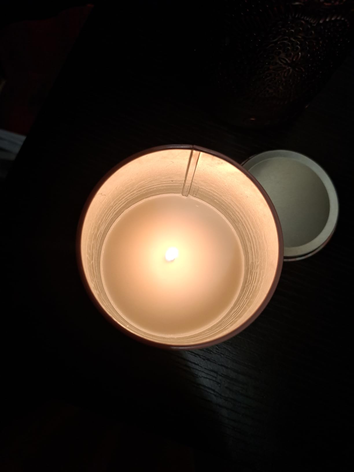 Pink Beach Candle 9.17oz | Sunrise/Sunset at The Bahamas' Hubble Island in Premium Tin | Fresh Clean Fragrance for All Seasons | Soy Wax with Lead-Free Cotton Wick | 55-Hour Burn - Customer Photo 1