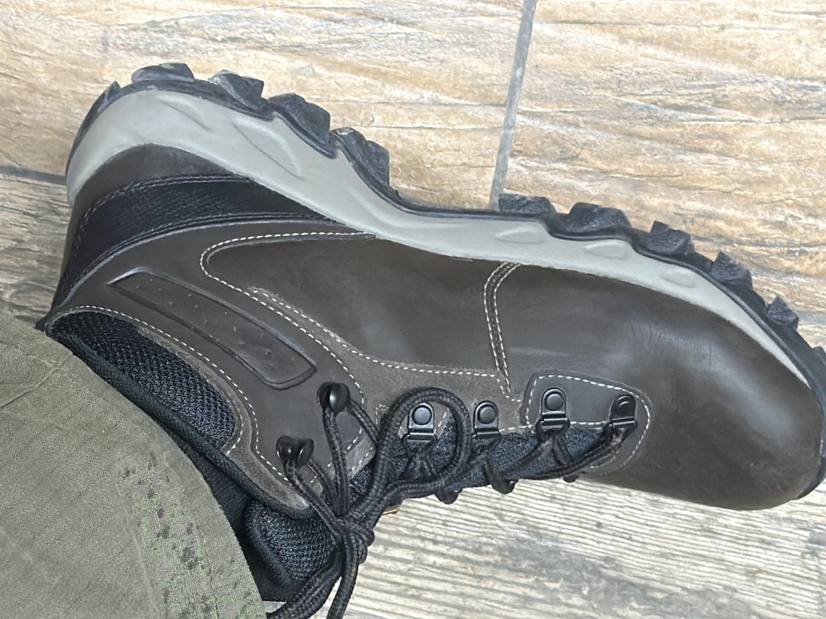 Columbia Men's Newton Ridge Plus Ii Waterproof Hiking Shoe customer photo 2