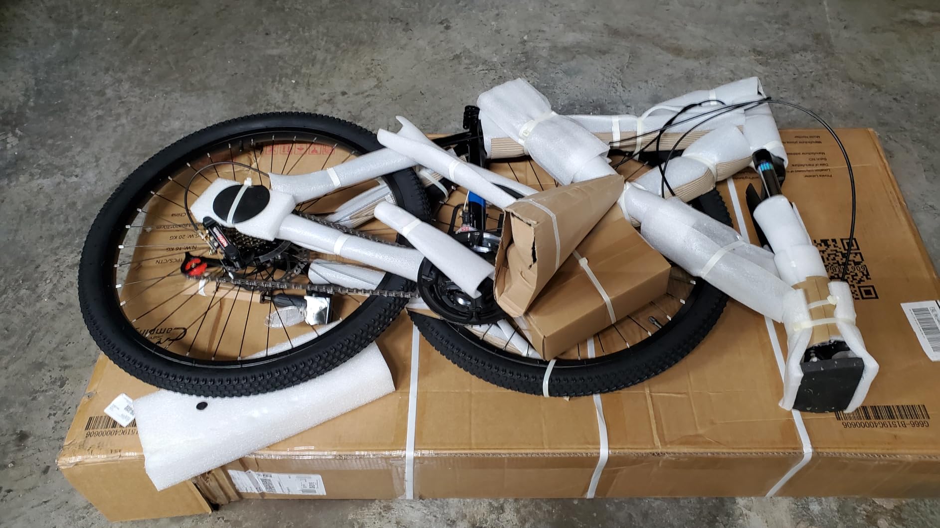 Ktaxon Mountain Bike 24/26/27.5 Inch Men & Women Mountain Bike with 21-Speed Adult Bikes, Double Disc Brake, Suspension Fork and High Carbon Steel Frame customer photo 2