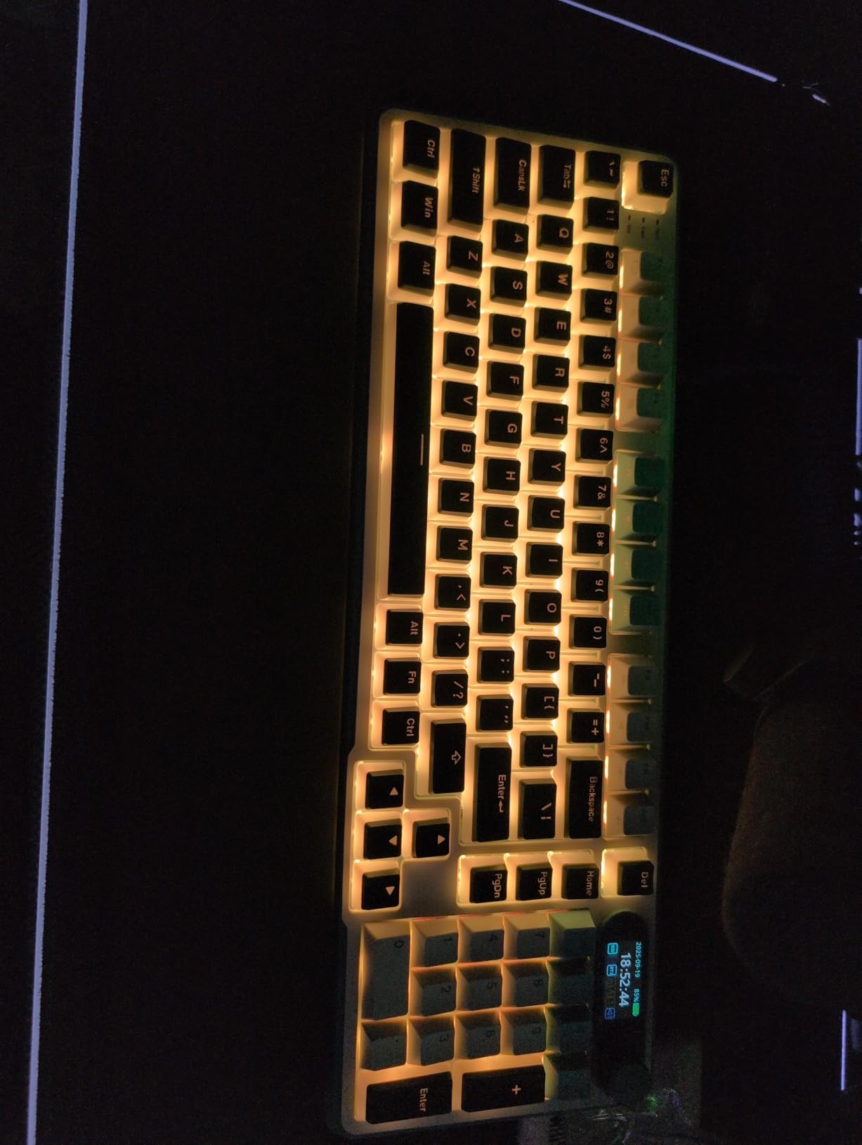 RK ROYAL KLUDGE S98 Mechanical Keyboard w/Smart Display & Knob, Top Mount 96% Wireless Mechanical Keyboard BT/2.4G/USB-C, Hot Swappable, Software Support, Creamy Sounding, 98 Keys customer photo 1