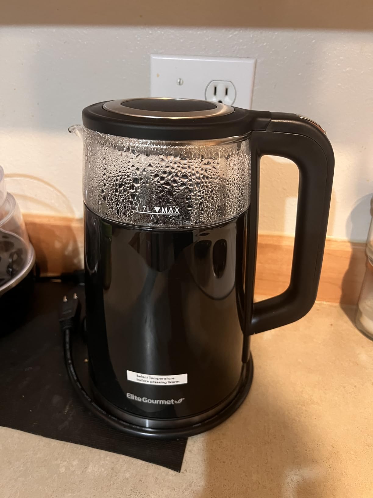 Elite Gourmet Dual Voltage 120-230V, Travel Double Wall Insulated Cool-Touch, 0.6L Electric Kettle Stainless Steel Interior, Hinged-Locking Lid, Auto Shut-Off, Boil Dry Protection, Black - Customer Photo 1