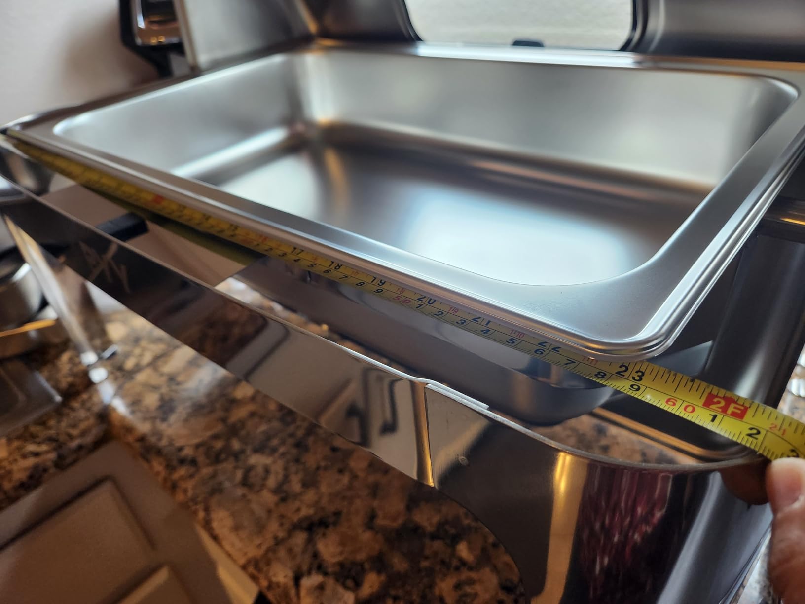 PYY Electric Chafing Dish Buffet Set, Roll Top Chafing Dish, Stainless Steel Chaffing Server Set Chafer for Catering,Buffets (2 Half-Size with Lid) Customer Review PYY Electric Chafing Dish Buffet Set, Roll Top Chafing Dish, Stainless Steel Chaffing Server Set Chafer for Catering,Buffets (2 Half-Size with Lid) - Customer Photo 1