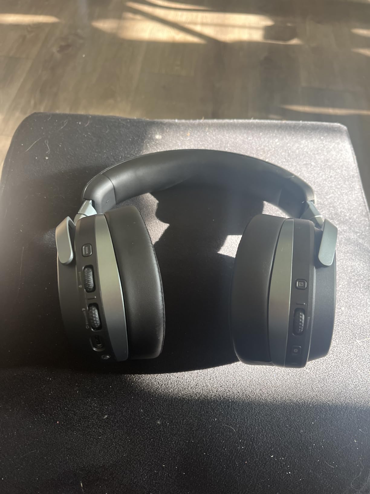 Turtle Beach Stealth 600 Wireless Multiplatform Amplified Gaming Headset for Xbox Series X|S, Xbox One, PC, PS5, PS4, & Mobile - Bluetooth, 80-Hr Battery, Noise-Cancelling Mic - Black customer photo 2