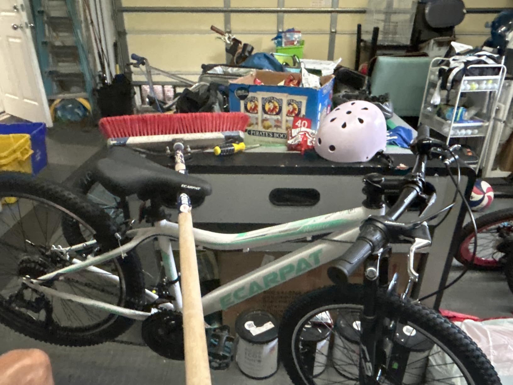 24 26 Inch Women Girls Mountain Bike, Disc/V Brakes 21 Speeds Women Bike, Sturdy Steel Frame and Suspension Fork, Stylish Adult and Teens Bicycle for Urban Trail Snow Commuter customer photo 1