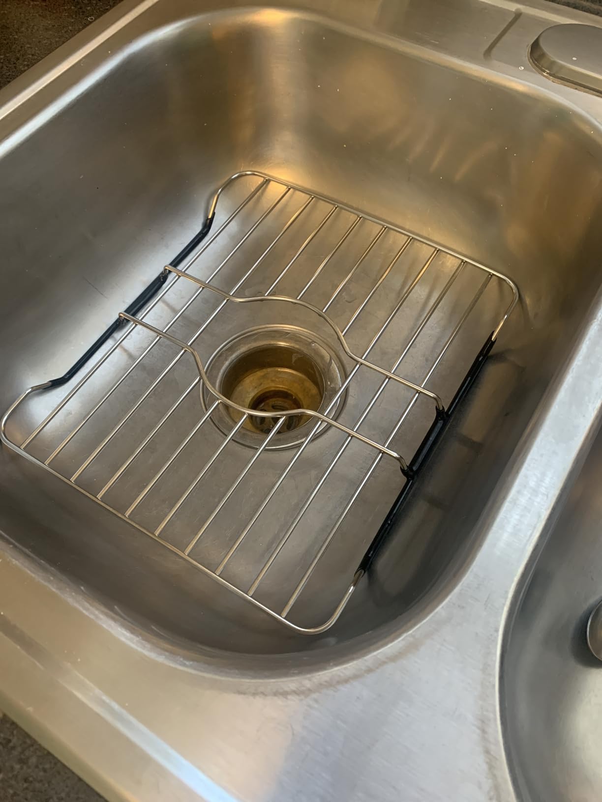 SunnyPoint 304 Stainless Steel Sink Protector Rack – Rust-Resistant Grid for Kitchen Sink Bottom, Scratch Prevention, Drainage Support – Fits Sinks 10.75