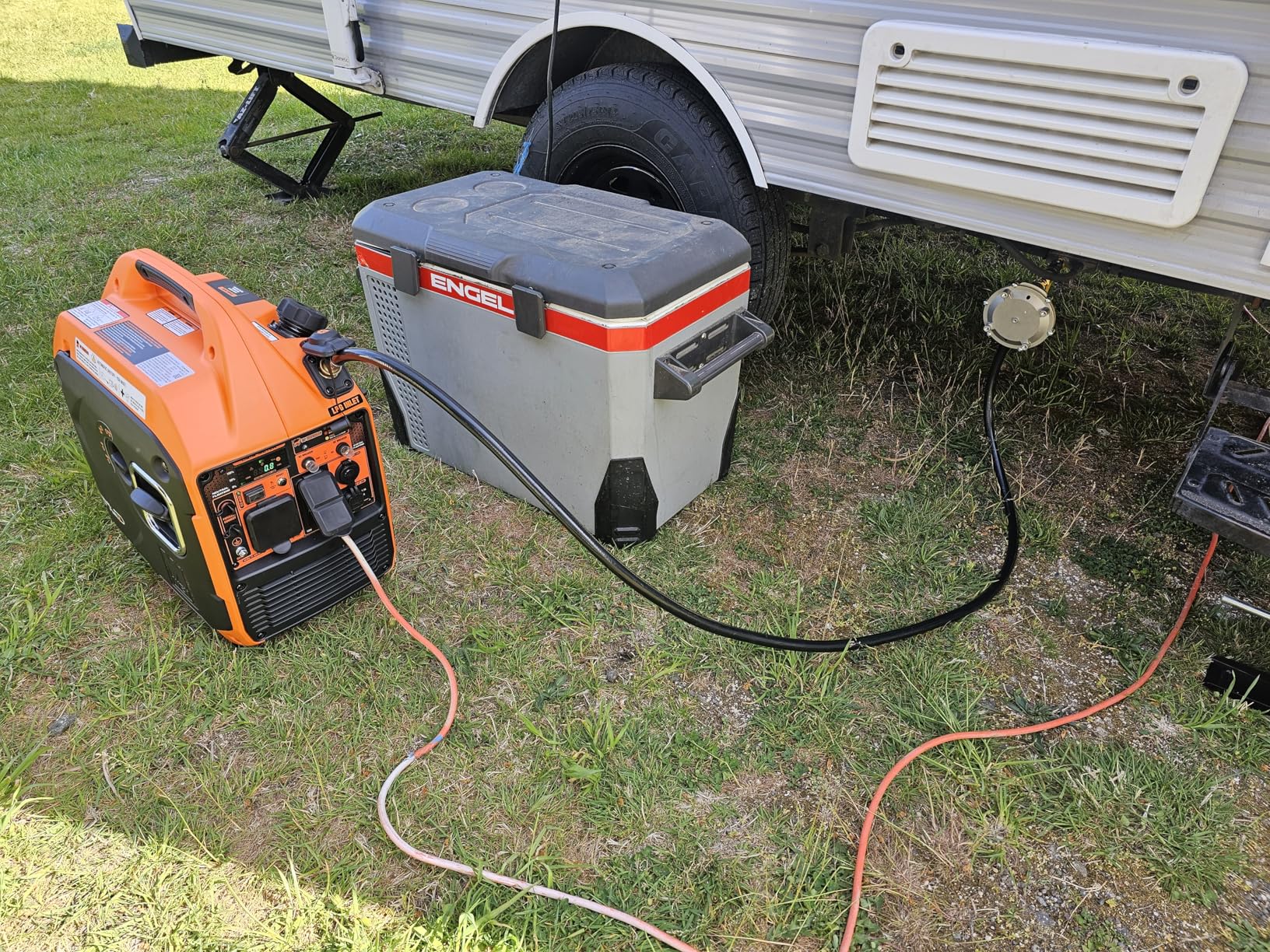 WEN Quiet and Lightweight 3600-Watt Dual Fuel RV-Ready Portable Inverter Generator with Fuel Shut Off and CO Watchdog (DF360iX) customer photo 2