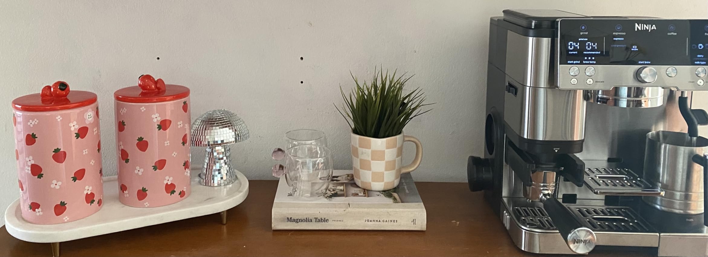 Ninja Luxe Café 3-in-1 Espresso, Drip Coffee and Cold Brew Machine | Integrated Coffee Grinder, Milk Frother, Assisted Tamper & Built-In Espresso Accessory Storage | Stainless Steel | ES601 - Customer Photo 1