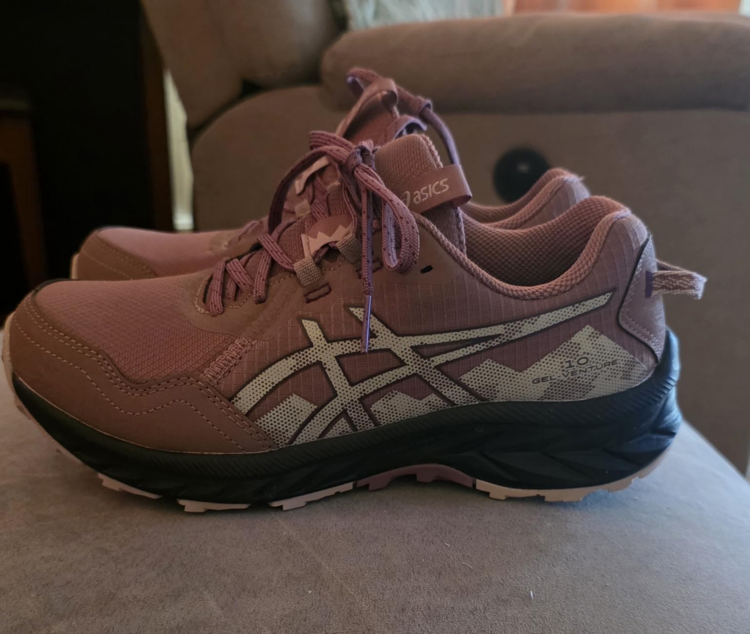 Women's Gel-Venture 10 Running Shoes customer photo 2