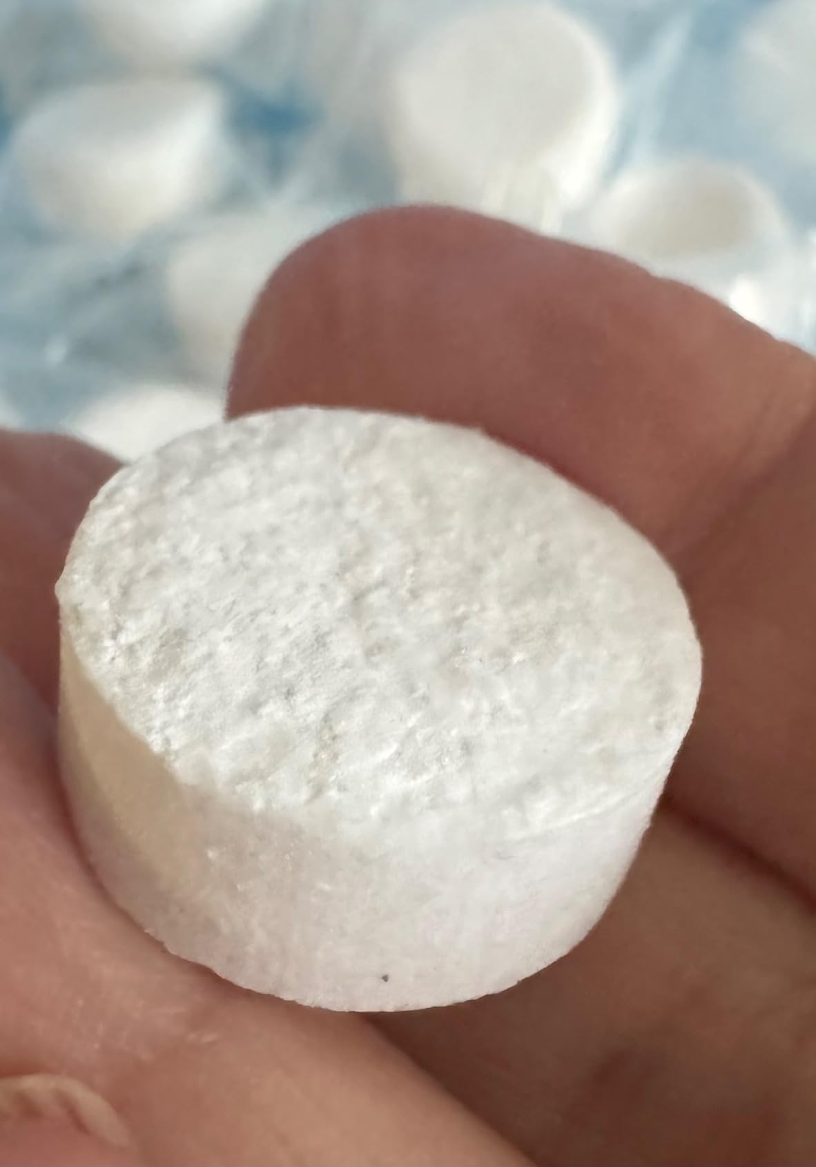 Coffee Maker Cleaner and Descaling Tablet - 24 Pack, Removes Limescale, Deep Cleans, Enhances Coffee Taste, Extends Machine Lifespan, Compatible with All Brands and Types of Coffee Makers Customer Review Coffee Maker Cleaner and Descaling Tablet - 24 Pack, Removes Limescale, Deep Cleans, Enhances Coffee Taste, Extends Machine Lifespan, Compatible with All Brands and Types of Coffee Makers - Customer Photo 4